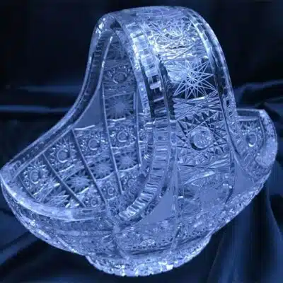 Krištálový brúsený dekoratívny košík 20 cm