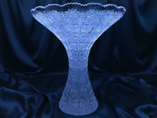 Krištáľová brúsená váza 30 cm