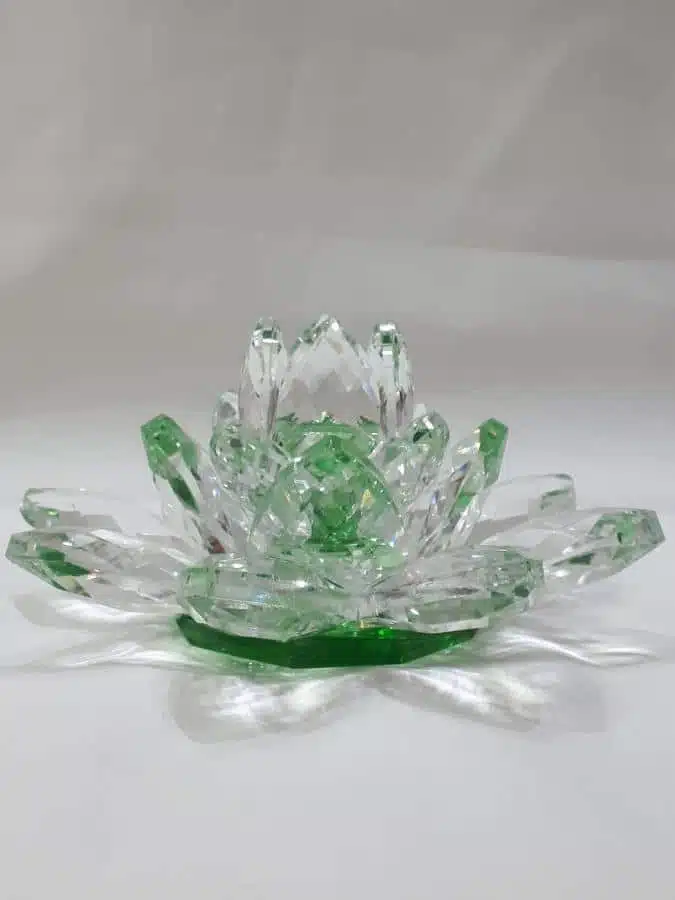 Krištálový brúsený lotosový kvet zelený 11 cm