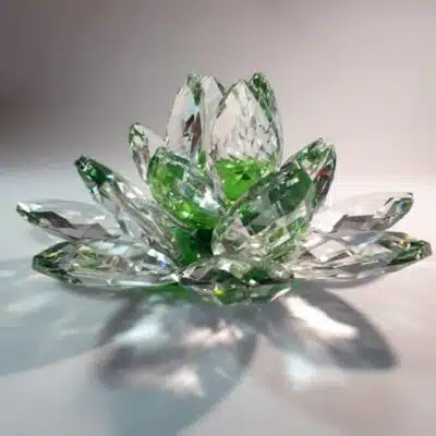 Krištálový brúsený lotosový kvet zelený 20 cm