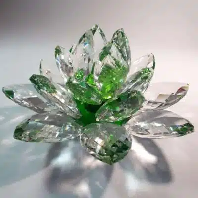 Krištálový brúsený lotosový kvet zelený 20 cm