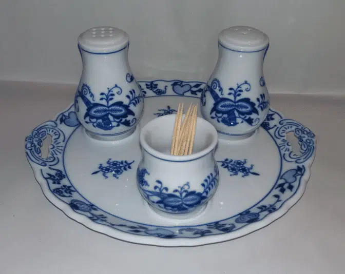 Cibulák – Stolná súprava – originálny cibuľový porcelán 1. akosť