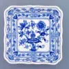 Cibulák – Misa šalátová 4-hranná 24 cm – originálny cibuľový porcelán 1. akosť