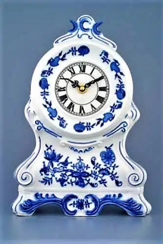 Cibulák – Krbové hodiny bez ruží 28 cm – originál cibuľový porcelán 1. akosť