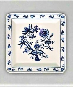 Cibulák – Tanier plytký 4-hranný 27 cm – originál cibuľový porcelán 1. akosť