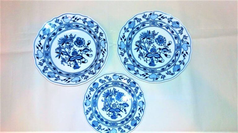 Cibulák – Tanierová súprava 18-dielna – originálny cibuľový porcelán 1. akosť