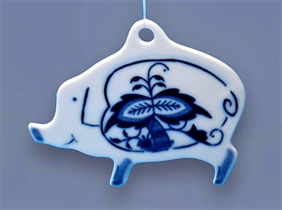 Cibulák – Prasiatko – vianočná ozdoba – Originál cibuľový porcelán 1. akosť
