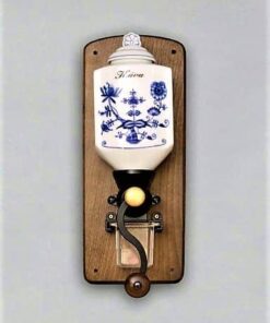 Cibulák – Mlynček na kávu závesný – originál cibuľový porcelán 1. akosť