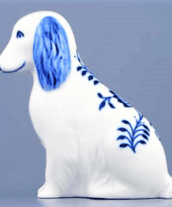 Cibulák – Psík sediaci 10 cm – originál cibuľový porcelán 1. akosť