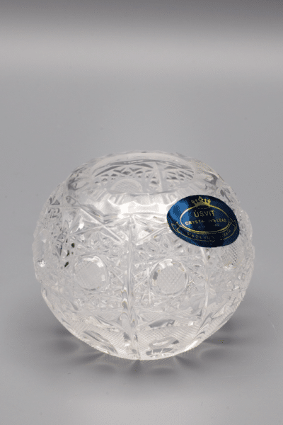 Krištáľová brúsená váza guľového tvaru ÚSVIT 6 cm