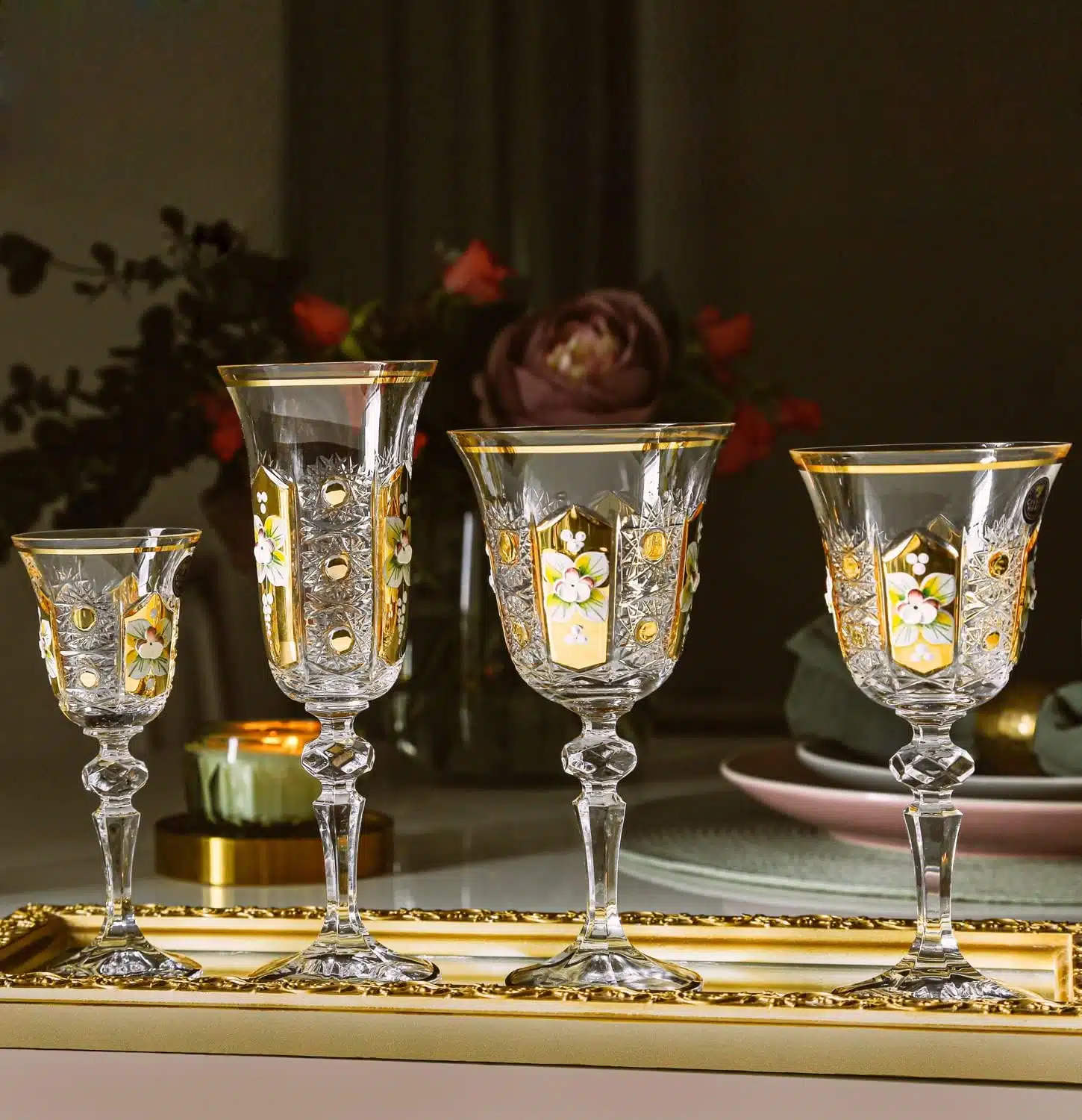 Krištáľové brúsené poháre Laura na víno 220 ml ručná maľba set 6 kusov – Obrázok 5